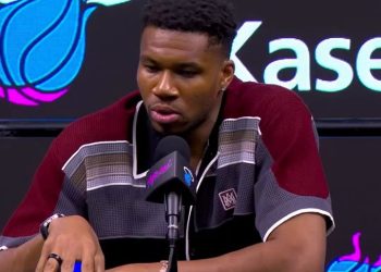 giannis3