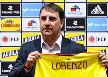 Colombia renueva a Néstor Lorenzo