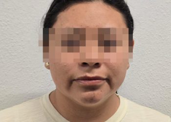 Detienen a presidenta del DIF y al director de Seguridad de Temoac por investigación de extorsión en Morelos