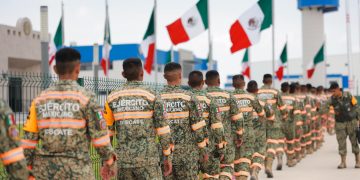 Condecoran a rescatistas de México y la UE por apoyo tras el doble terremoto en Venezuela