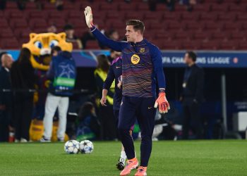 Ter Stegen deja la concentración del Barcelona para cerrar pase al Ajax