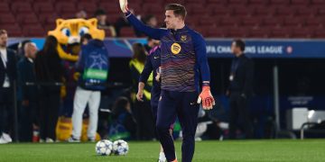 Ter Stegen deja la concentración del Barcelona para cerrar pase al Ajax