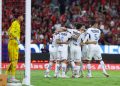Los Rayados de Monterrey del entrenador argentino Matías Almeyda derrotaron esta noche por 0-2 al Atlas para subir al cuarto lugar del