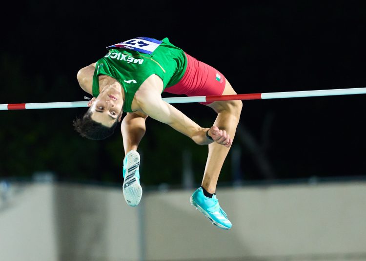 Otra de las grandes actuaciones mexicanas llegó en el salto de altura, donde los hermanos chihuahuenses Erick Portillo y Jair Portillo protagonizaron una intensa competencia junto al cubano Luis Zayas.