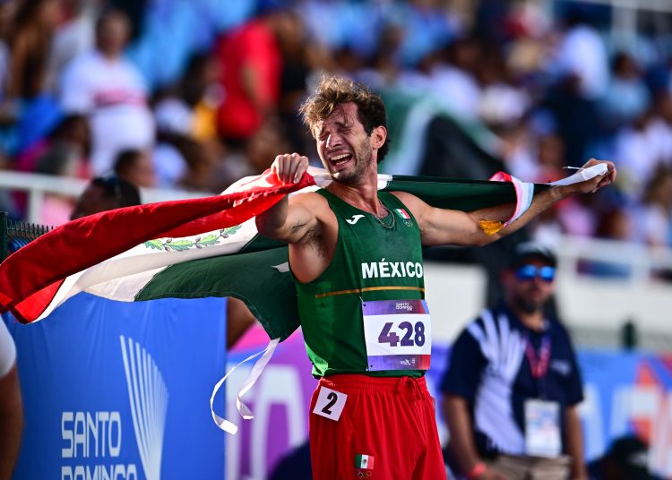El gran protagonista fue Eduardo Herrera, quien se proclamó campeón centroamericano en la prueba de los 1,500 metros
