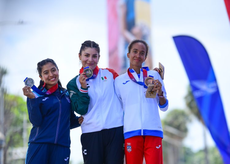 La marchista mexiquense Sofía Ramos conquistó el maratón de marcha atlética y puso el punto final a la participación de México