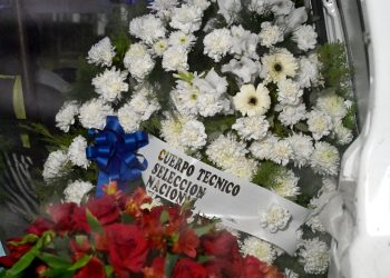 Lionel Messi y su familia despidieron este domingo por la mañana a su padre Jorge Messi, fallecido a los 68 años