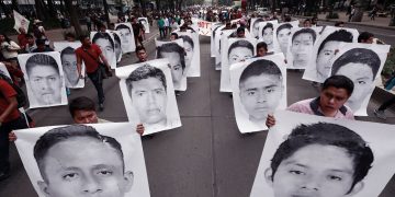 “Detención de Aguirre una demanda de los padres de los 43 normalistas de Ayotzinapa”: Centro Prodh