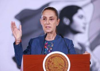 México envía ayuda a Colombia, pero brigada de rescatistas aún espera autorización