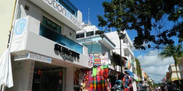 Agencias de viajes piratas estafan a hoteles y turistas en Riviera Maya