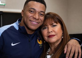 La senadora paraguaya Celeste Amarilla, que hace un mes causó polémica mundial por lanzar insultos racistas al futbolista francés Kylian Mbappé