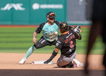 Los Diablos Rojos del México concluyeron su actividad como locales en la temporada regular con una marca de 61-29
