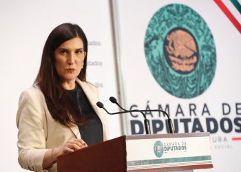 Kenia López llama a participar en consulta sobre derechos de las audiencias