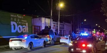 Policía abate a hombre con machete en Santiago, Nuevo León
