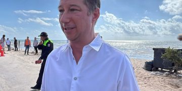 Hoteleros de Quintana Roo afirman que los costos para recolectar sargazo son insostenibles