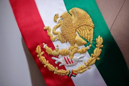 MC propone que mexicanos de 25 años puedan ser presidentes